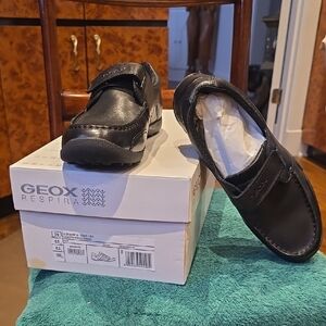 Geox Respira Black Loafers